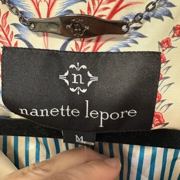 Nanette Lepore Paisley Floral Trench Coat Size Medium - Picture 11 of 12